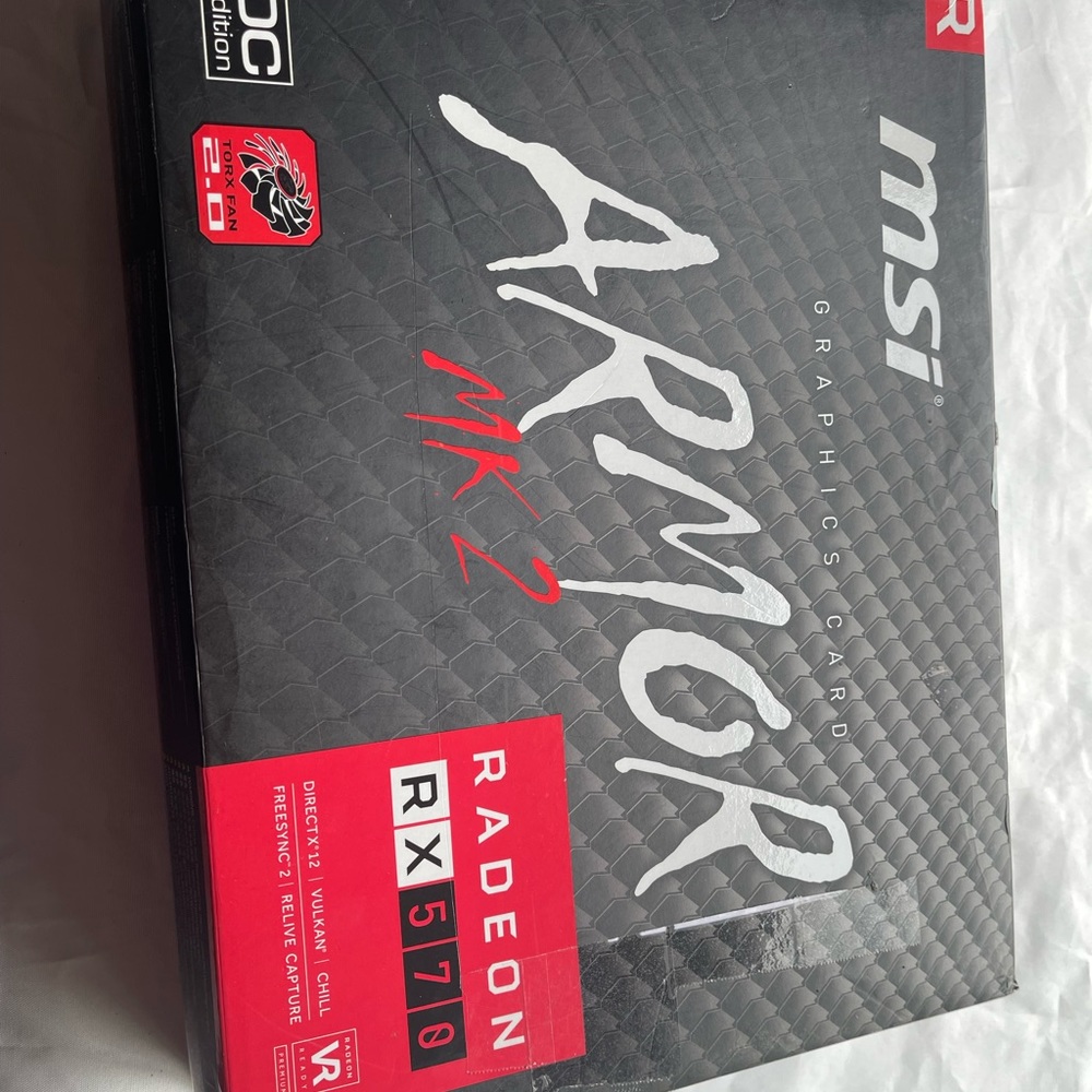 MSI Radeon RX 570 ARMOR MK2 8G OC Graphics Card - Picture 2 of 13